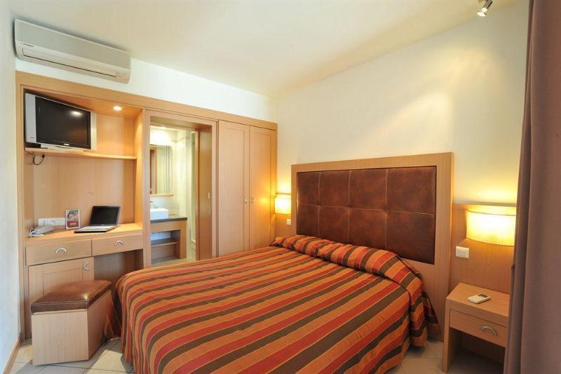 Ibis Budget Cannes Μουζέν Εξωτερικό φωτογραφία